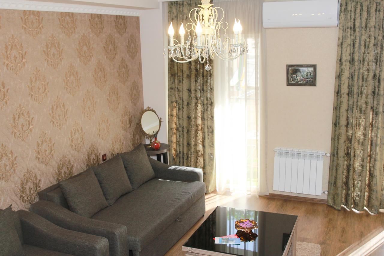 Salounique Lux Apartment Тбилиси Экстерьер фото